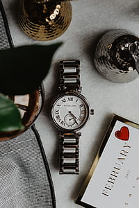 Woman essentials from above thumbnail