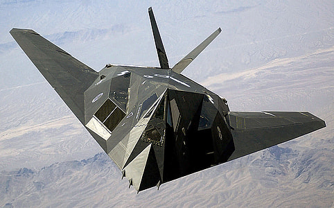 The USAF F-117 Nighthawk in Gulf War thumbnail
