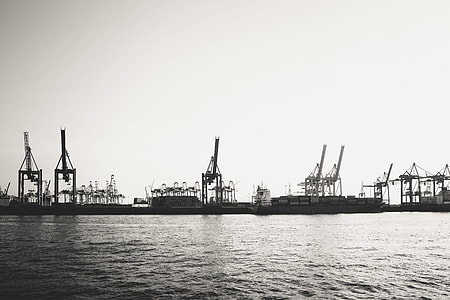Hamburg Harbour in black and white thumbnail
