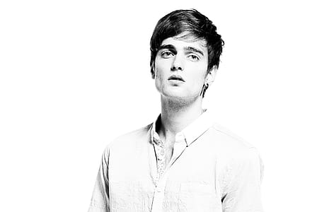 Man in White Dress Shirt thumbnail