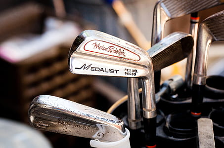 gray Medalist golf club set thumbnail