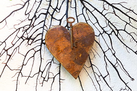 brown metal heart accessory thumbnail