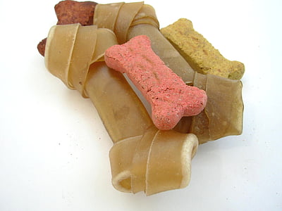 dog chew and treats thumbnail
