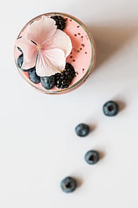 food photography of blueberry smoothie thumbnail