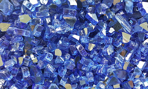 close up photograph of blue gemstone lot thumbnail