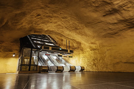 silver steel escalator thumbnail