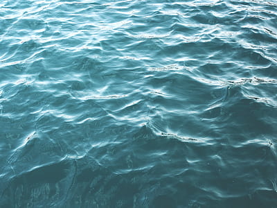 closeup photo of body of water thumbnail