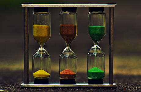 yellow, maroon, and green hourglasses thumbnail