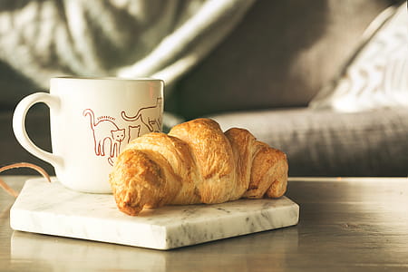 Croissant Coffee Photo thumbnail