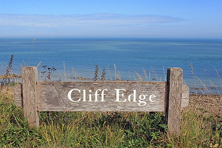 brown wooden fence thumbnail