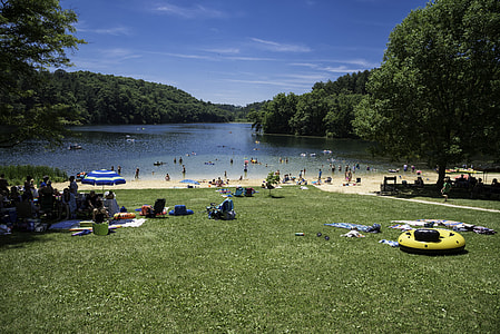 Beach and Cox Hollow Lake at Governor Dodge State Park, Wisconsin thumbnail