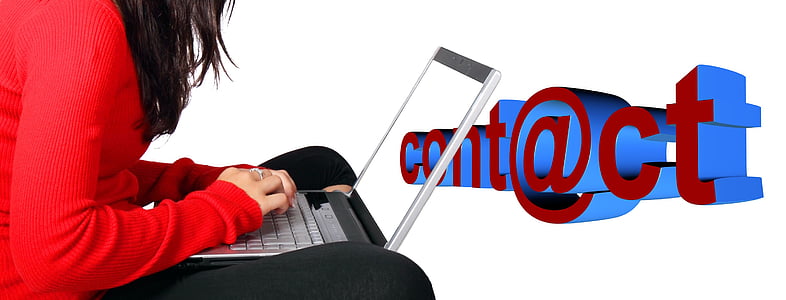 woman using silver laptop thumbnail