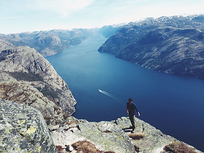 Man Standing on a Cliff thumbnail