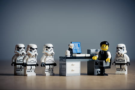 Star Wars Stormtrooper LEGO minifigs thumbnail