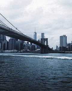 Brooklyn bridge at daytime thumbnail