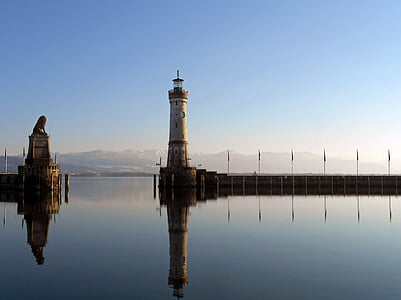 white lighthouse thumbnail
