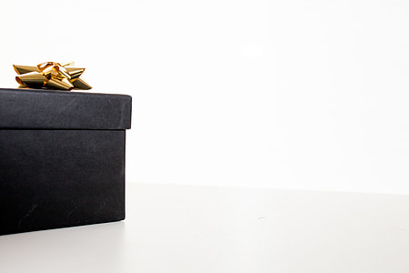 Black Christmas Gift Box thumbnail