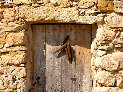 brown wooden doior thumbnail