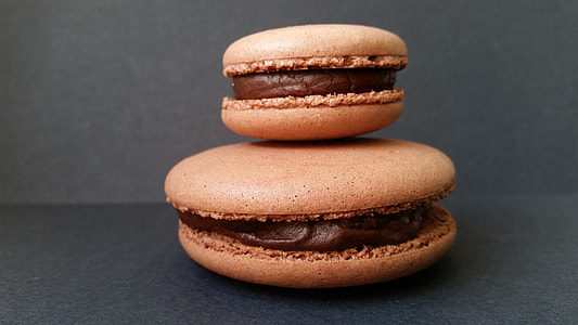 brown macaroons thumbnail