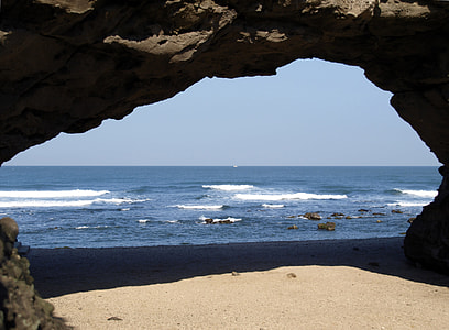 Sea Cave in Taiwan thumbnail