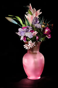 Pink Vase thumbnail