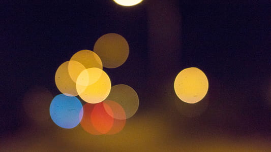 Blurry Effect of Light during Nigh Time thumbnail