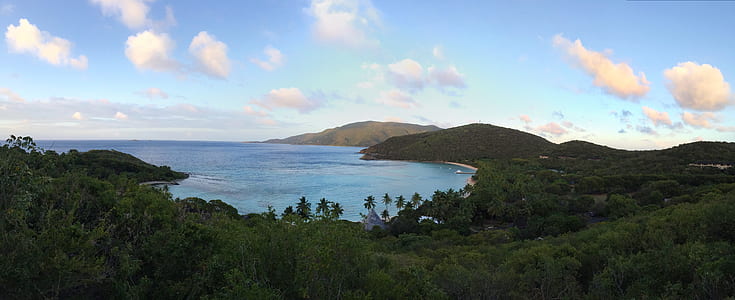photo of sea covered with island thumbnail