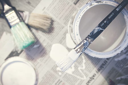 brush on white pain bucket thumbnail
