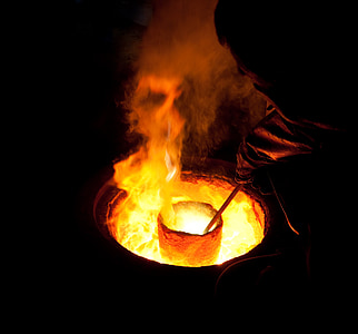 fire on firepit thumbnail