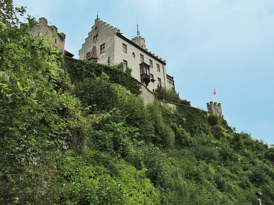 Franconian Switzerland, Castle thumbnail