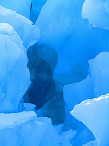 photograph of ice geyser thumbnail