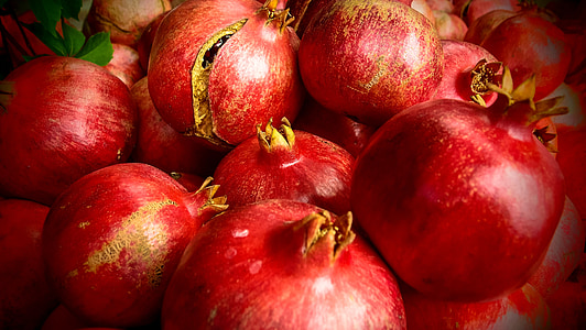 bundle of pomegranate thumbnail