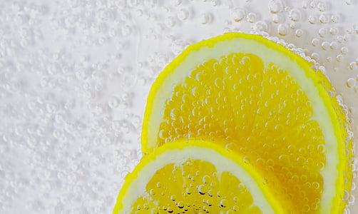 selective focus photography of lemon lime thumbnail