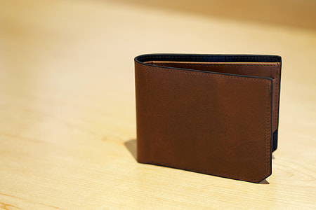 brown leather bi-fold wallet thumbnail