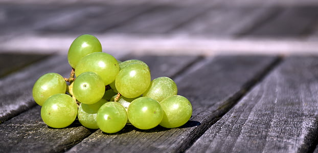 white grapes thumbnail