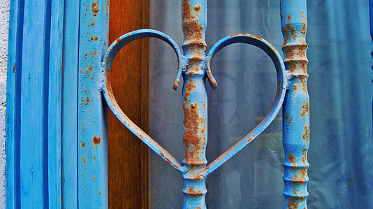 blue metal fence thumbnail