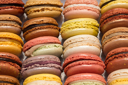 photo of macaroons thumbnail