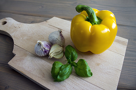 yellow bell pepper thumbnail