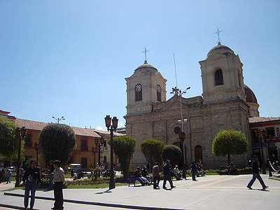 Cathedral Huancayo in Peru thumbnail