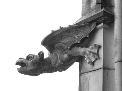 photo of grey gargoyle thumbnail
