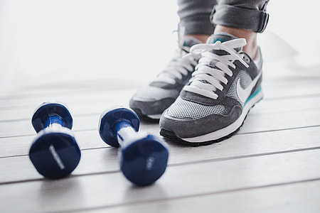 Grey sport shoes thumbnail