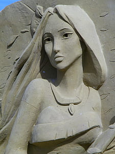 Pocahontas sculpture thumbnail