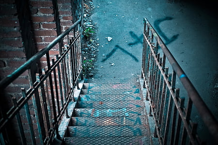 gray stair thumbnail