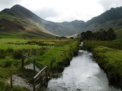 in distance green mountains thumbnail