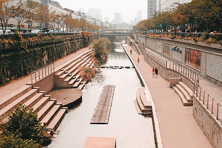 body of water in between concrete pavements thumbnail
