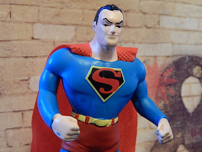 closeup photo of Superman scale model thumbnail
