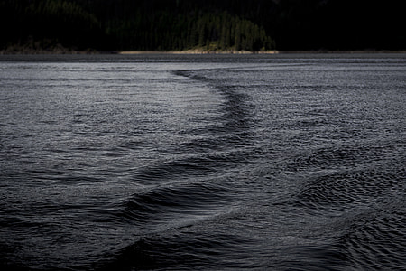 body of water with waves thumbnail