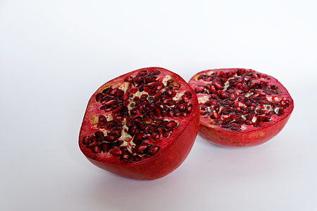 sliced passion fruit thumbnail
