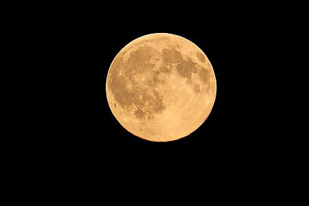 photo of full moon thumbnail