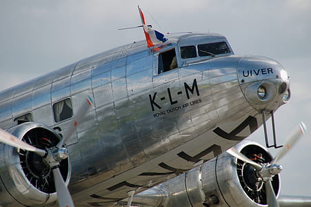 silver KLM plane thumbnail